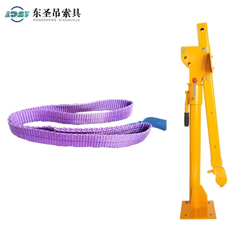 鋼琴的吊裝搬運作業可以使用小吊機搭配吊裝帶來完成